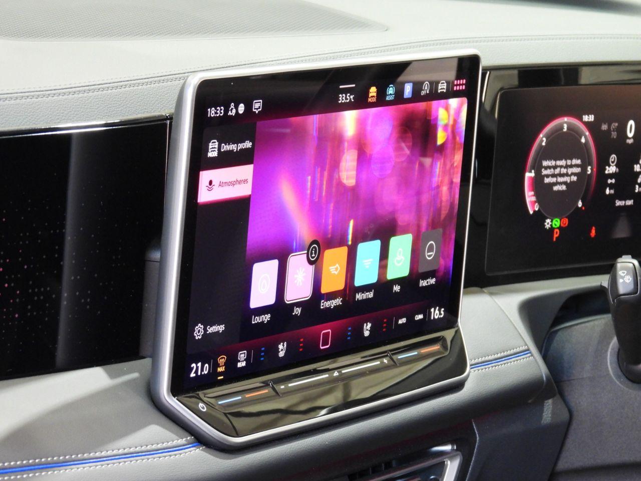 Volkswagen Tiguan view 32