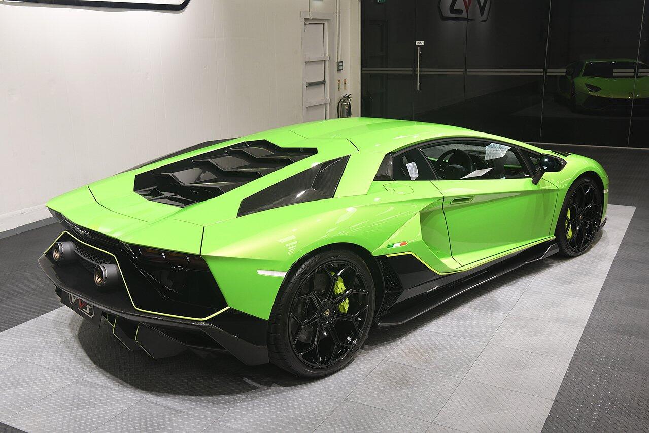 Lamborghini Aventador view 30