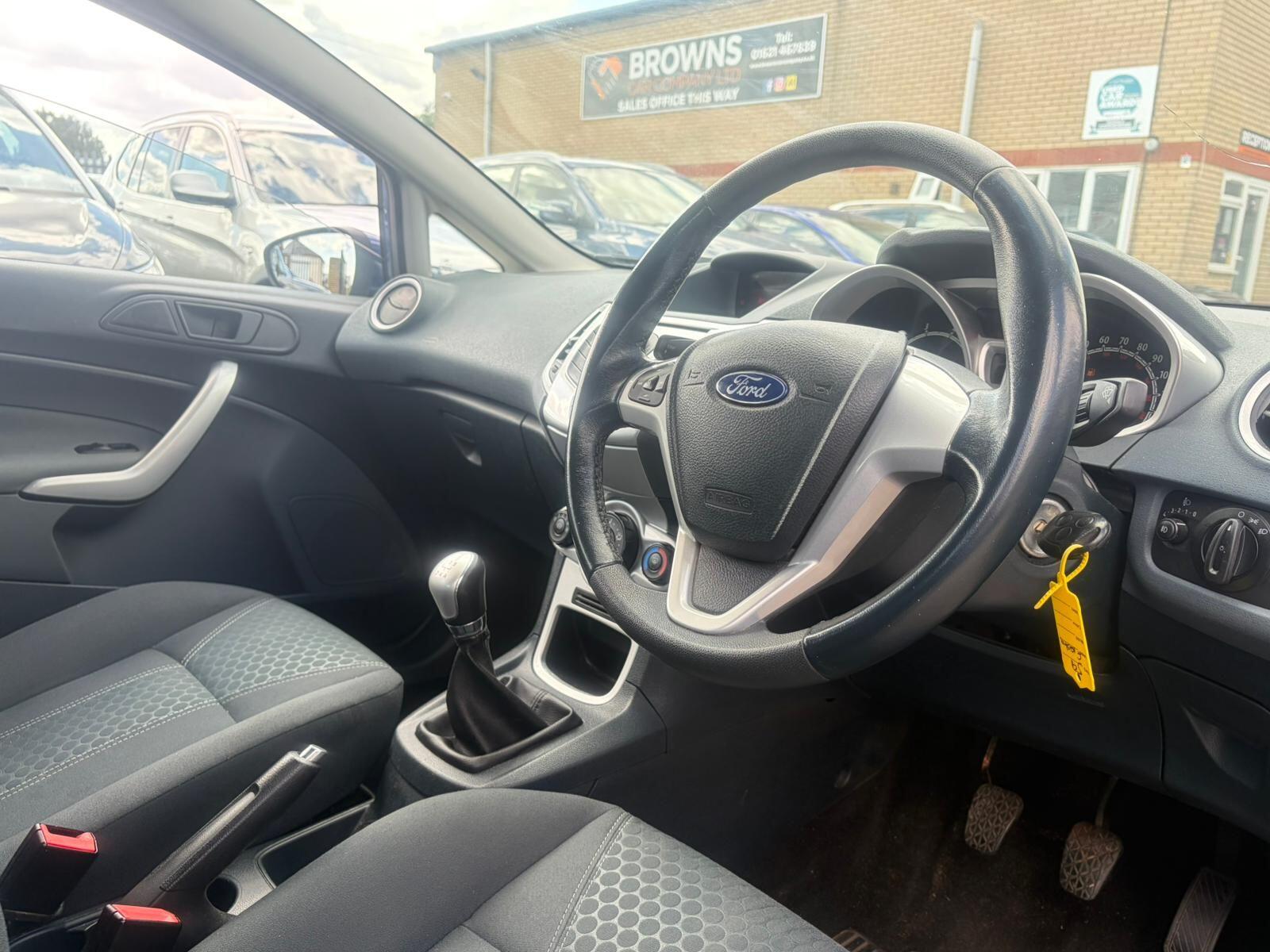 Ford Fiesta view 11