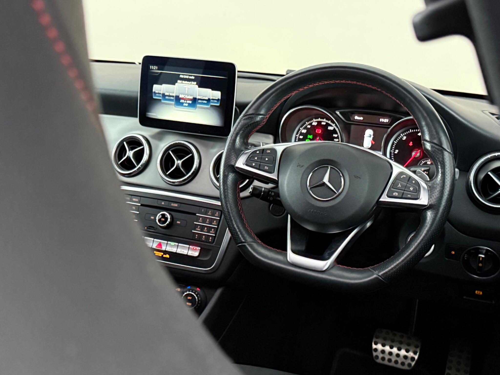 Mercedes-Benz CLA view 13