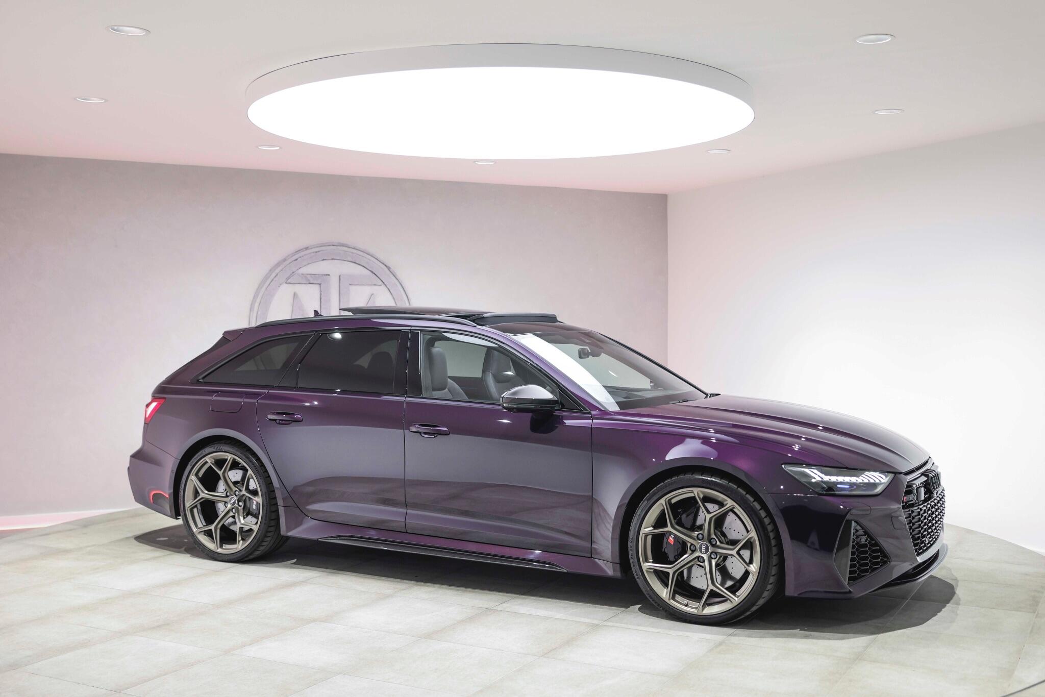 Audi RS6 Avant view 18