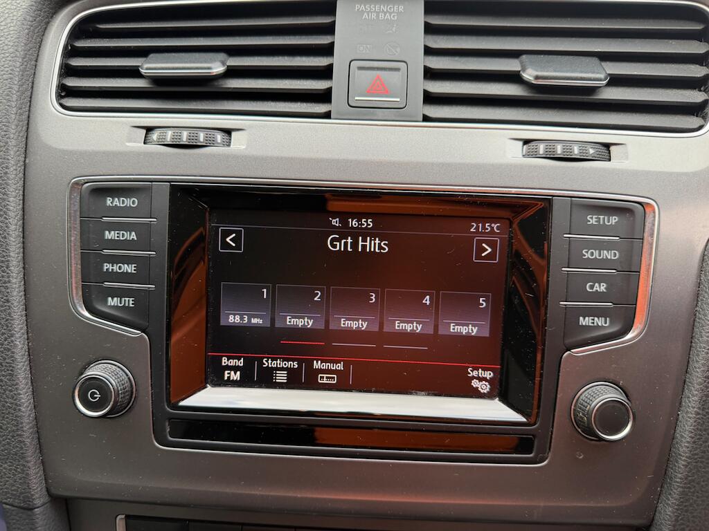 Volkswagen Golf view 19