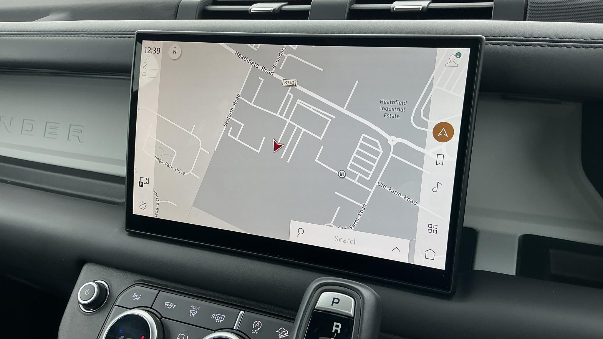 Land Rover Defender view 11