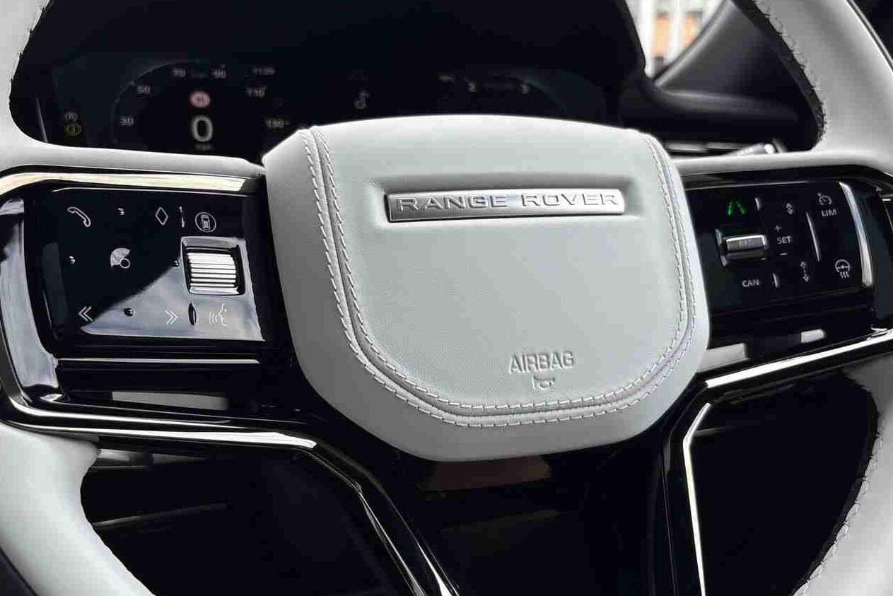Land Rover Range Rover Sport view 36
