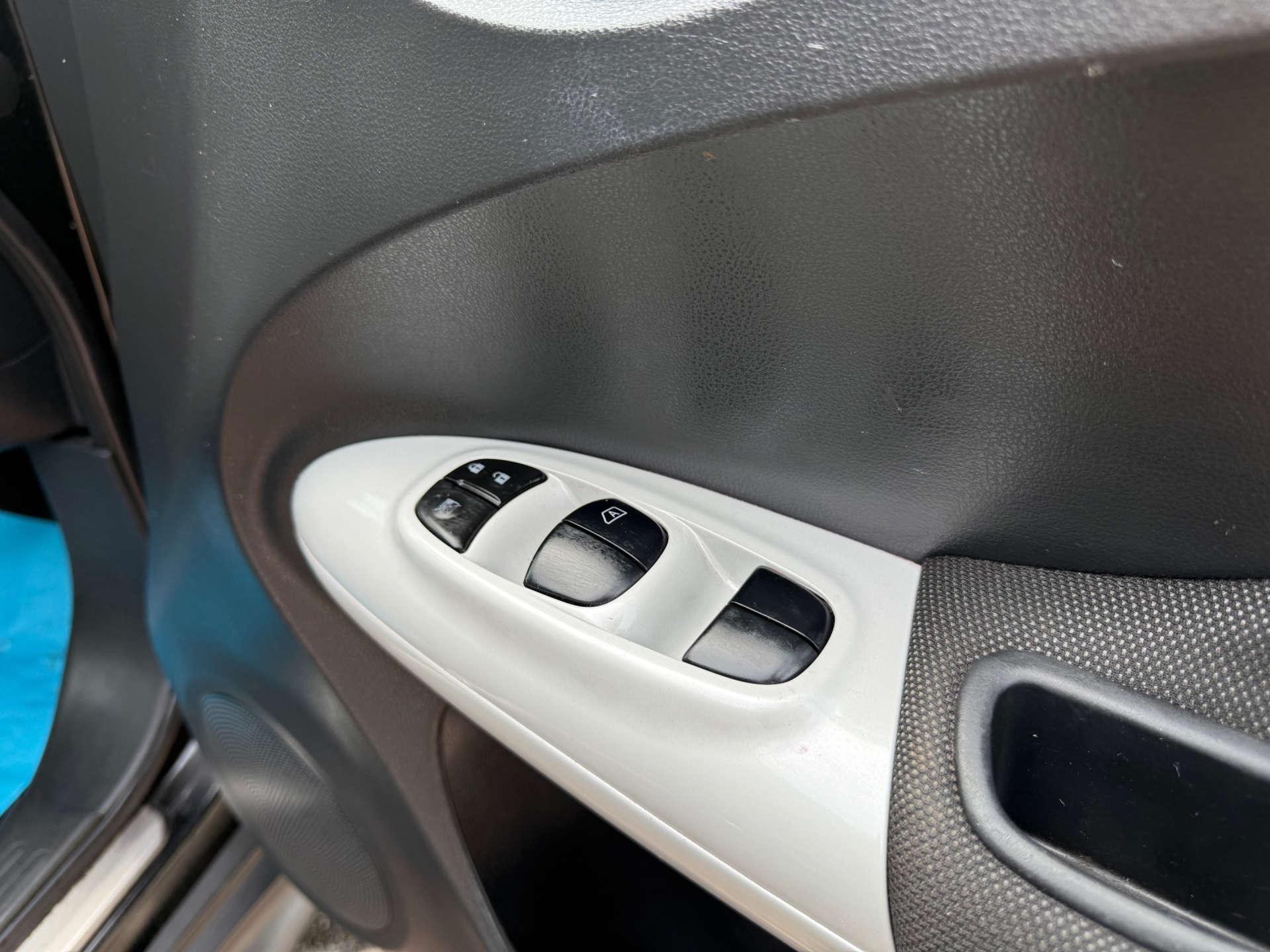 Nissan Juke view 36