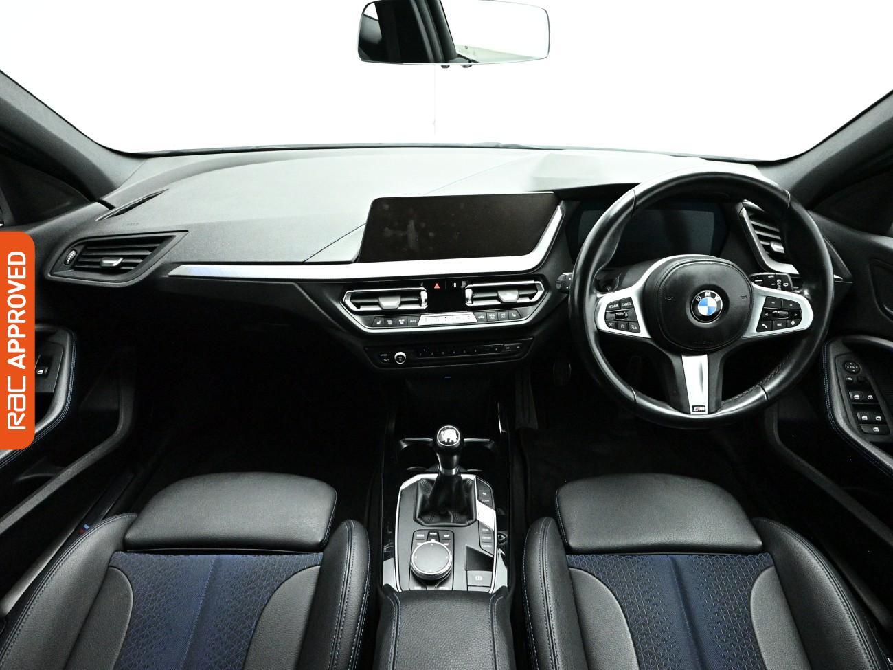BMW 1 Series view 2