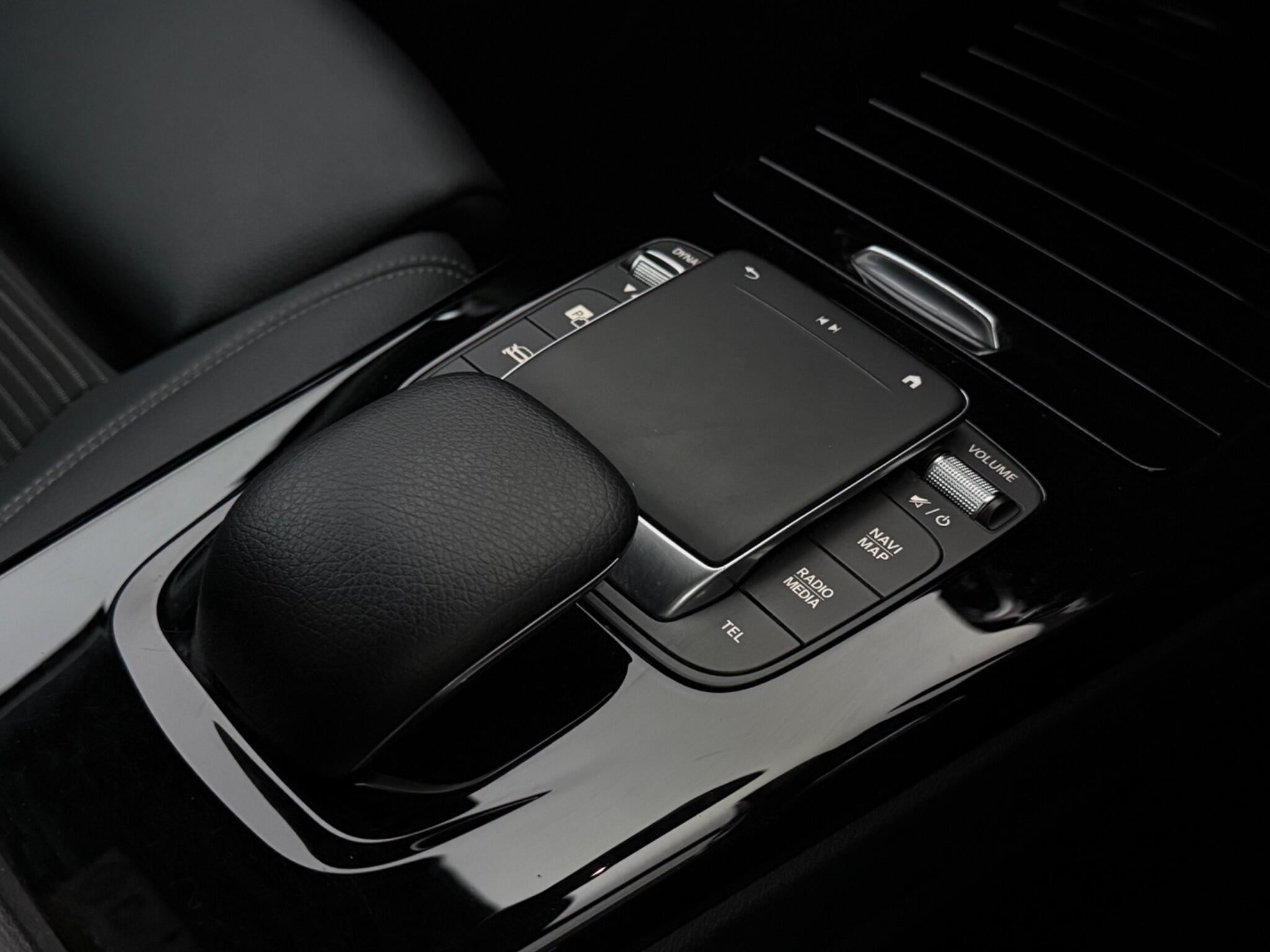 Mercedes-Benz A-Class view 29