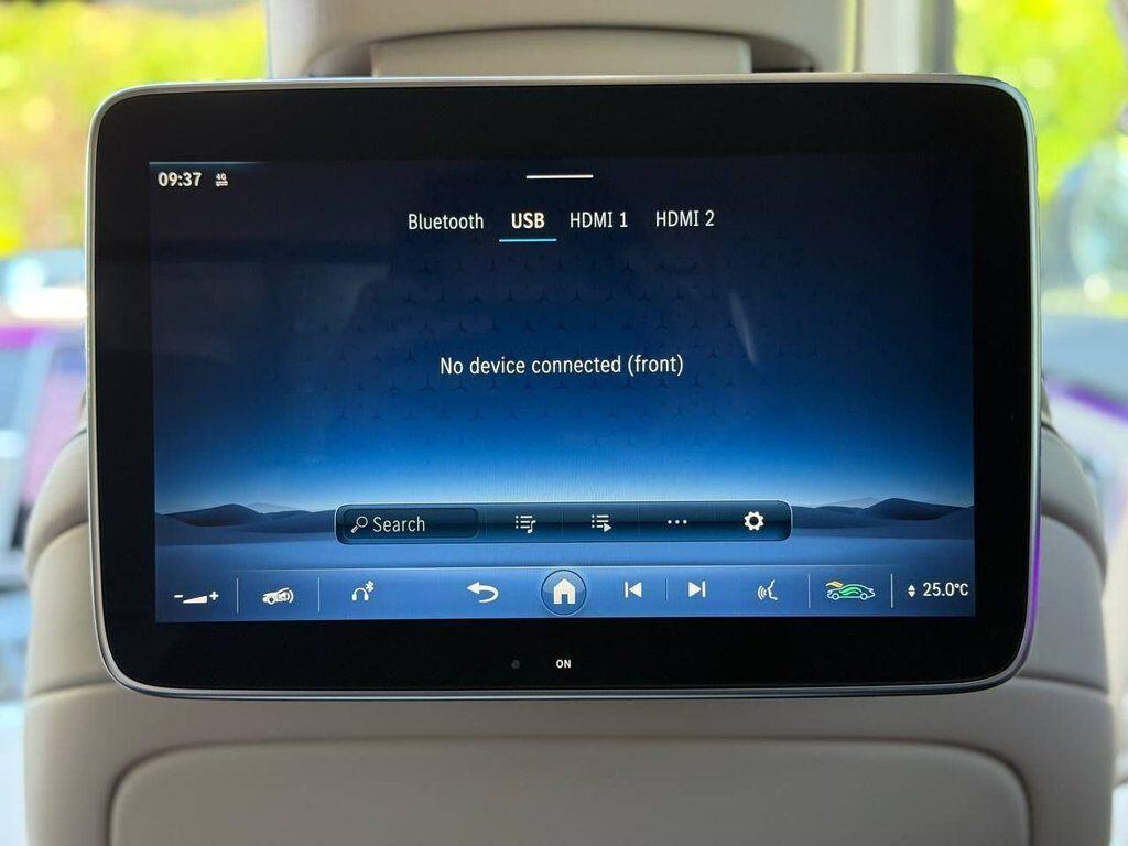 Mercedes-Benz S Class view 35