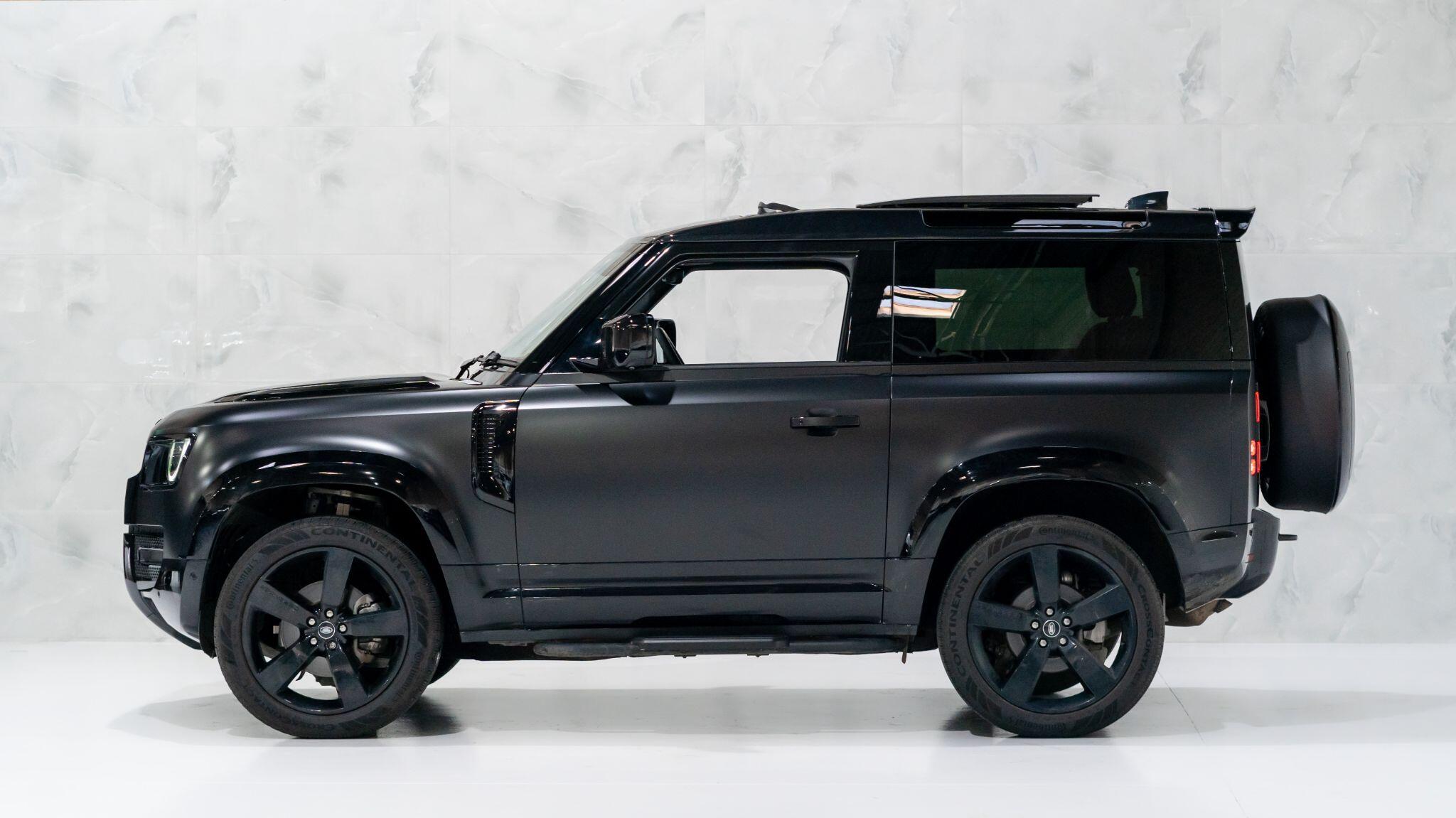 Land Rover Defender view 9