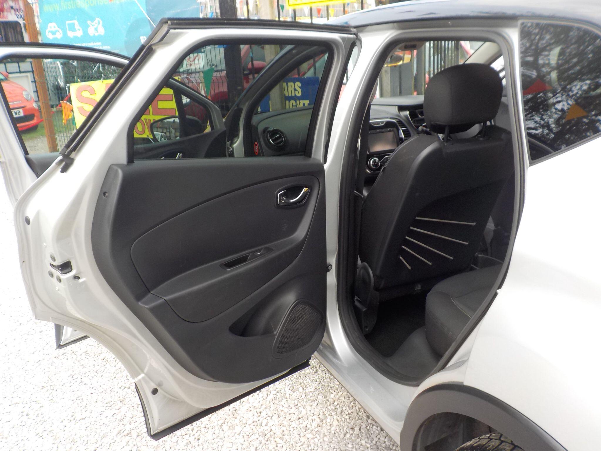 Renault Captur 1.5 dCi ENERGY Dynamique S MediaNav Euro 5 (s/s) 5dr