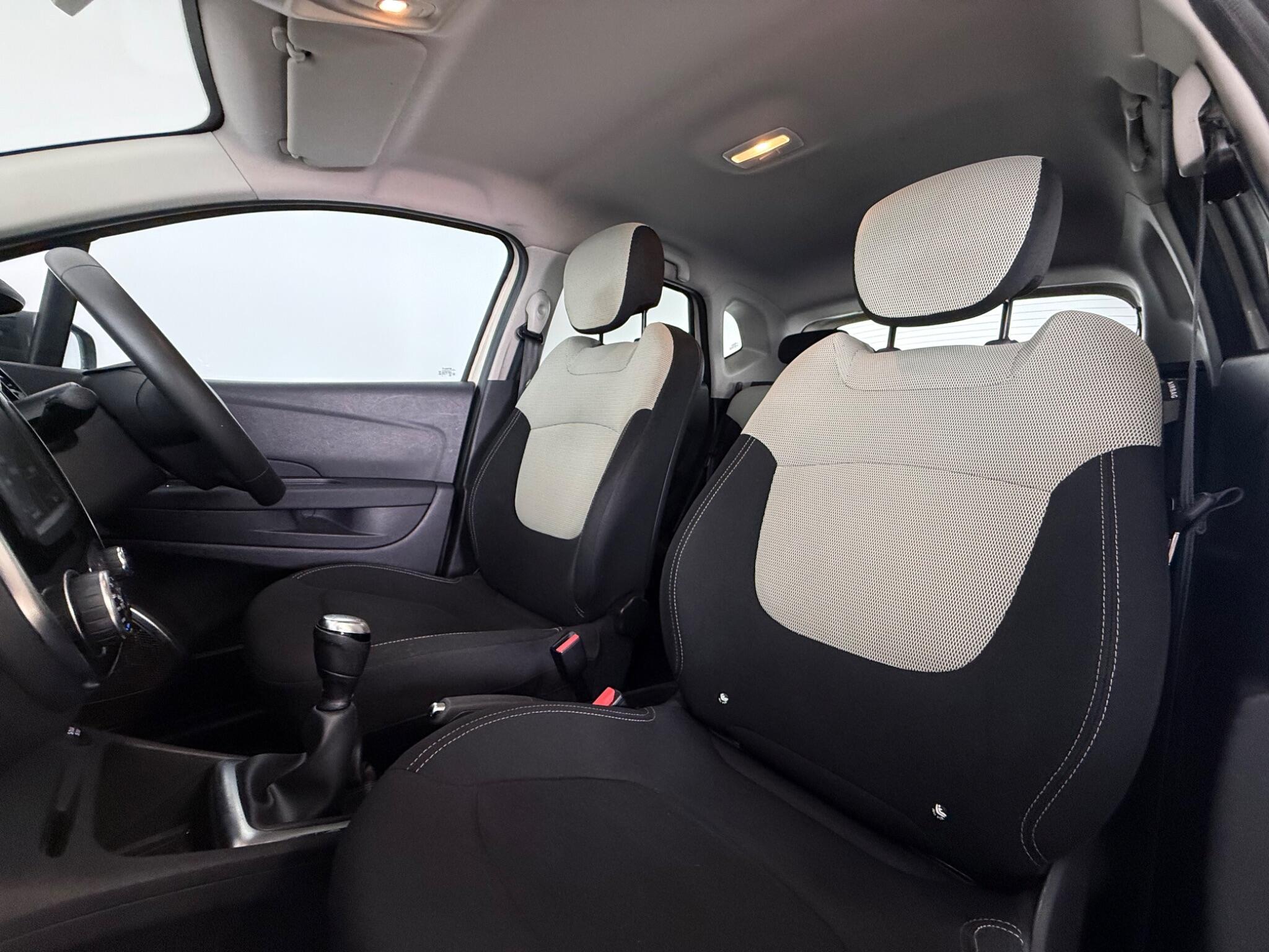 Renault Captur view 29