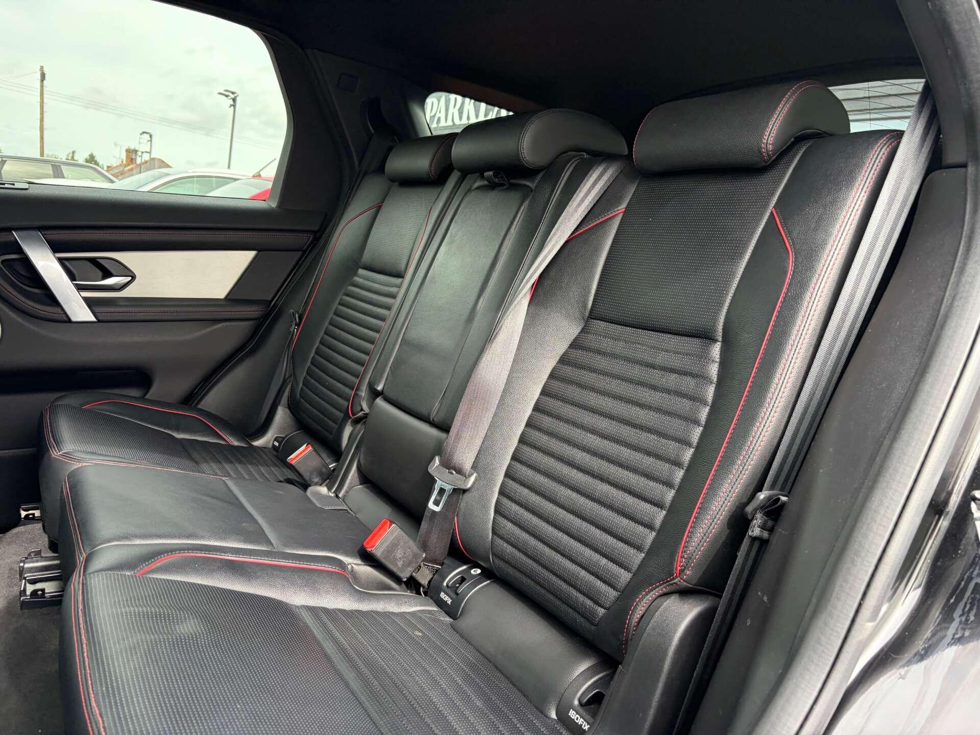 Land Rover Discovery Sport view 23