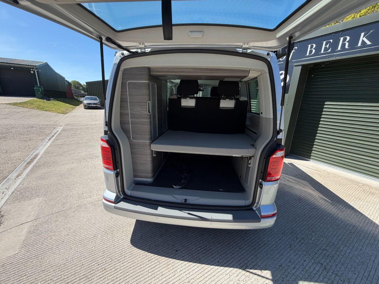 Volkswagen California view 22