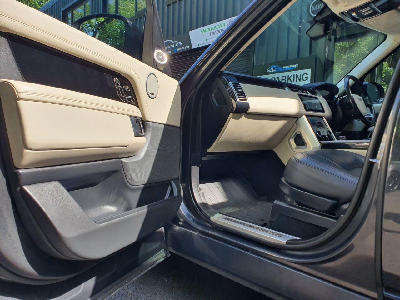 Land Rover Range Rover view 20
