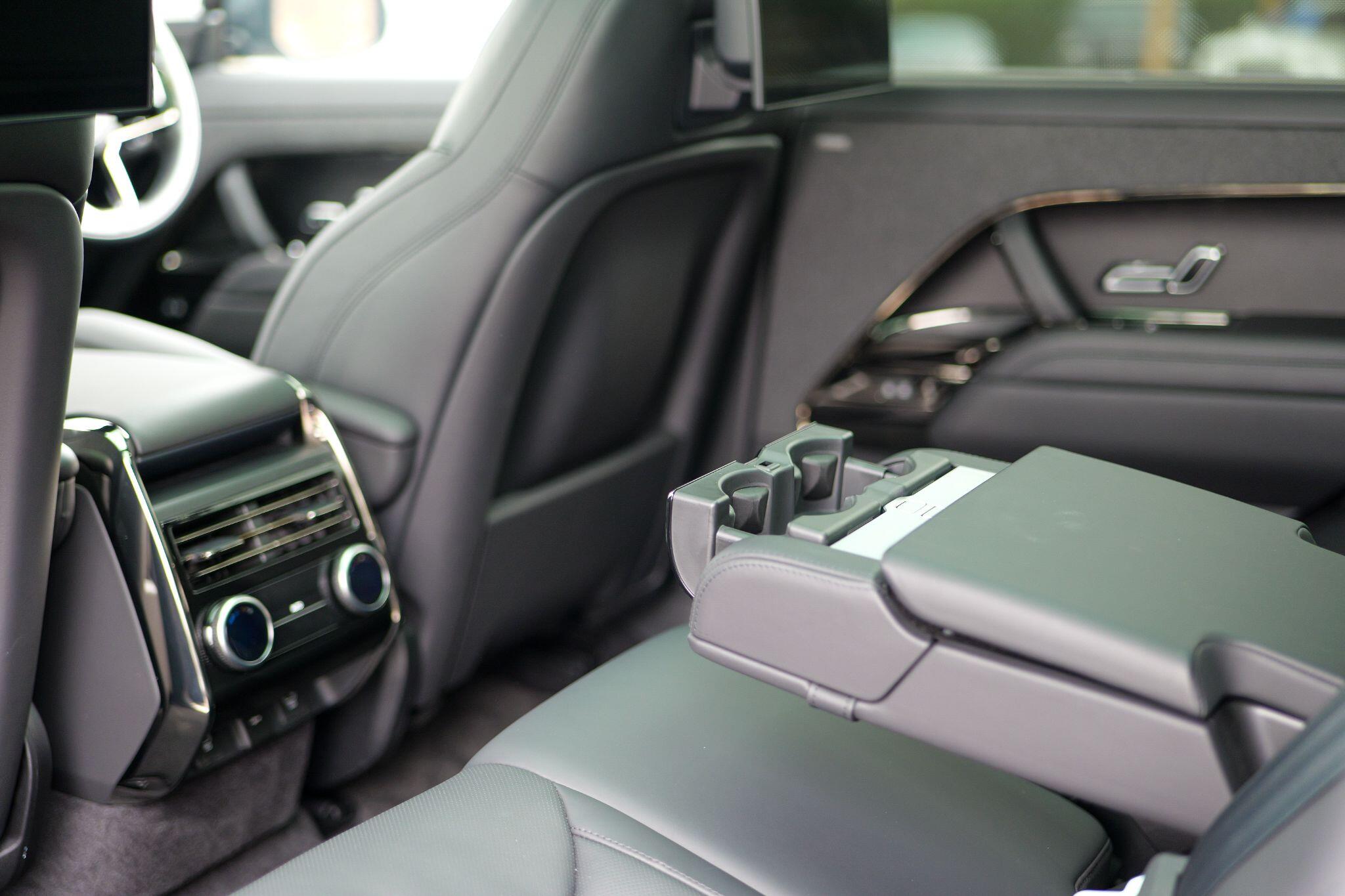 Land Rover Range Rover Sport view 28