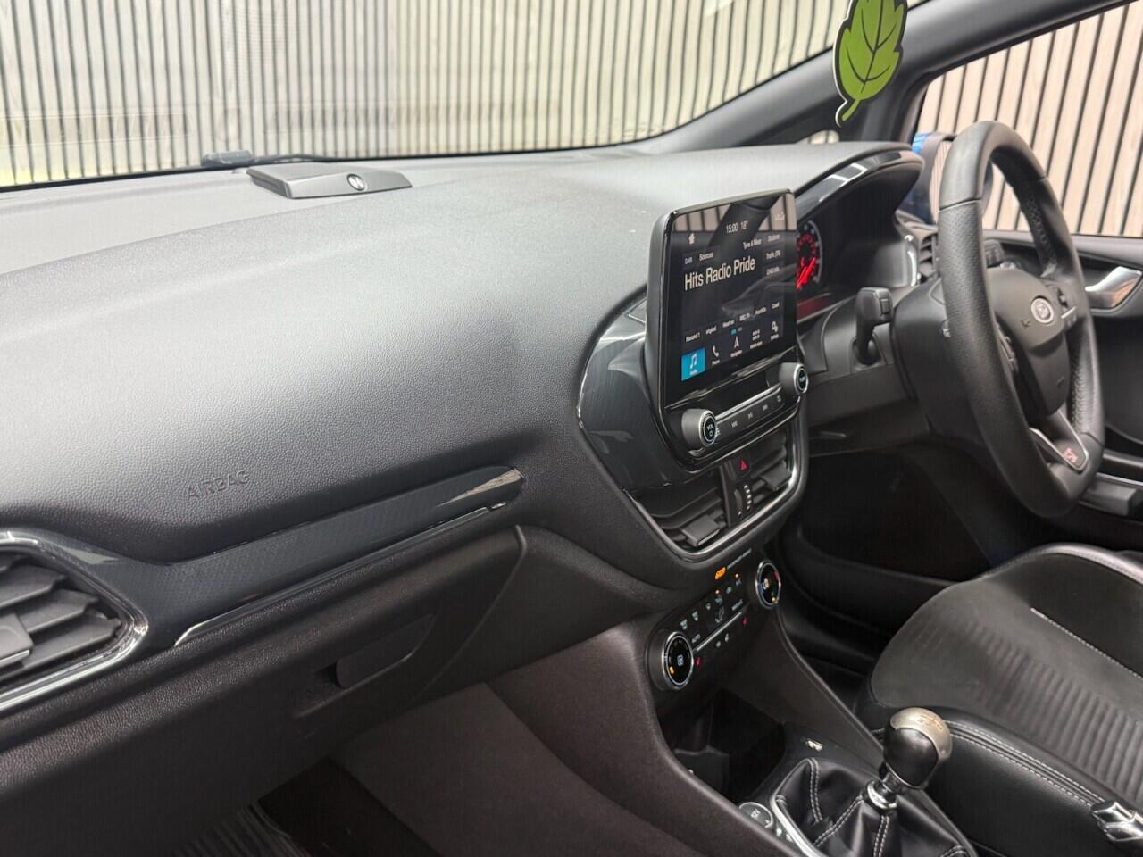 Ford Fiesta view 5