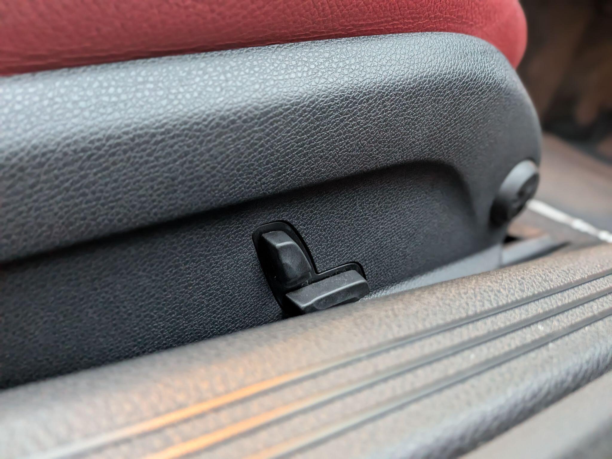 Mercedes-Benz C Class view 36