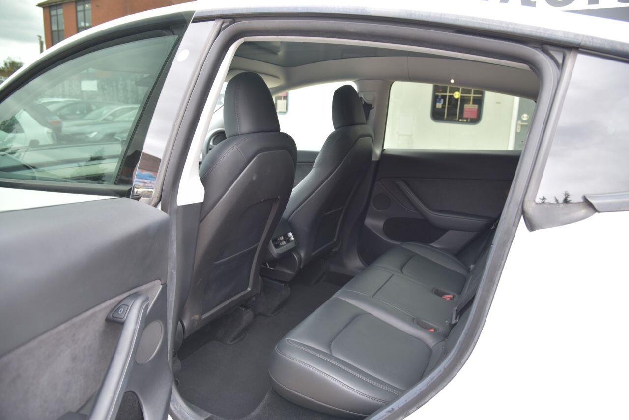 Tesla Model Y view 24