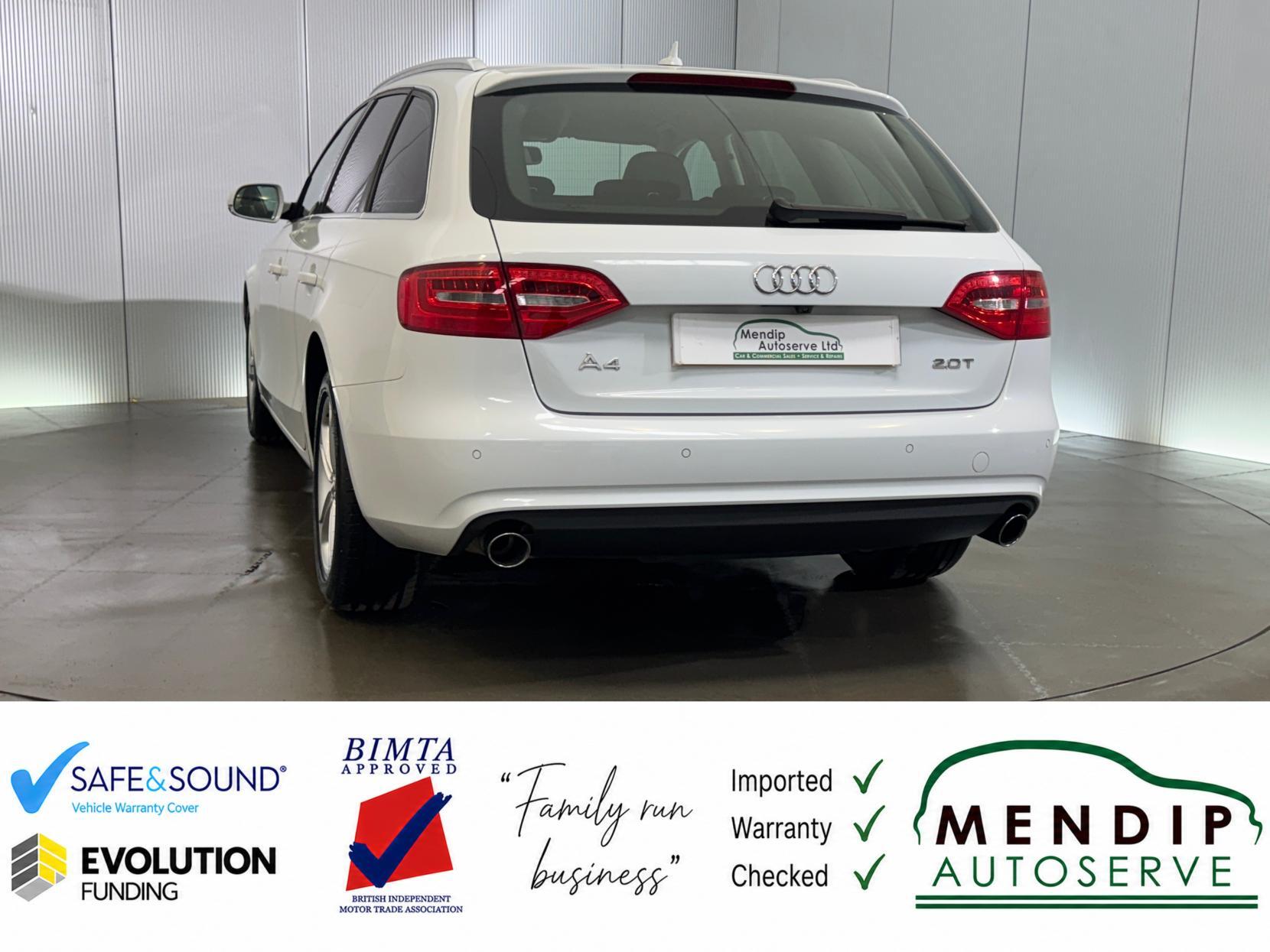 Audi A4 Avant view 17