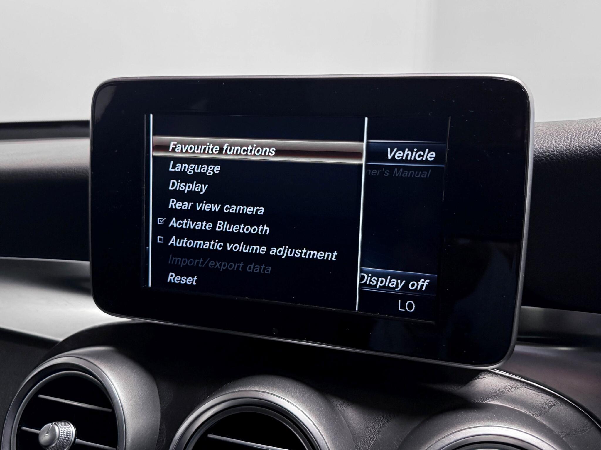 Mercedes-Benz GLC view 61