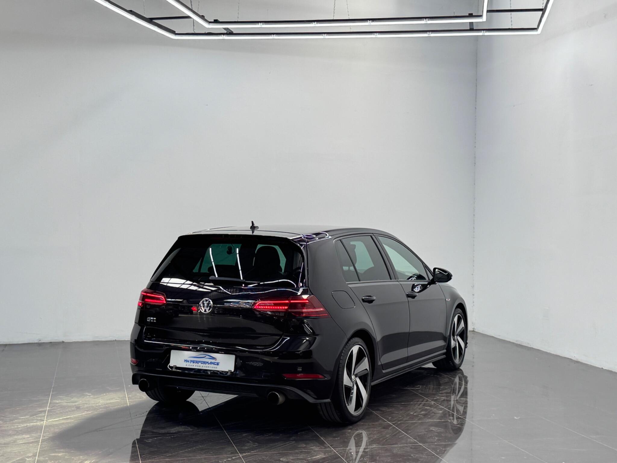 Volkswagen Golf view 37