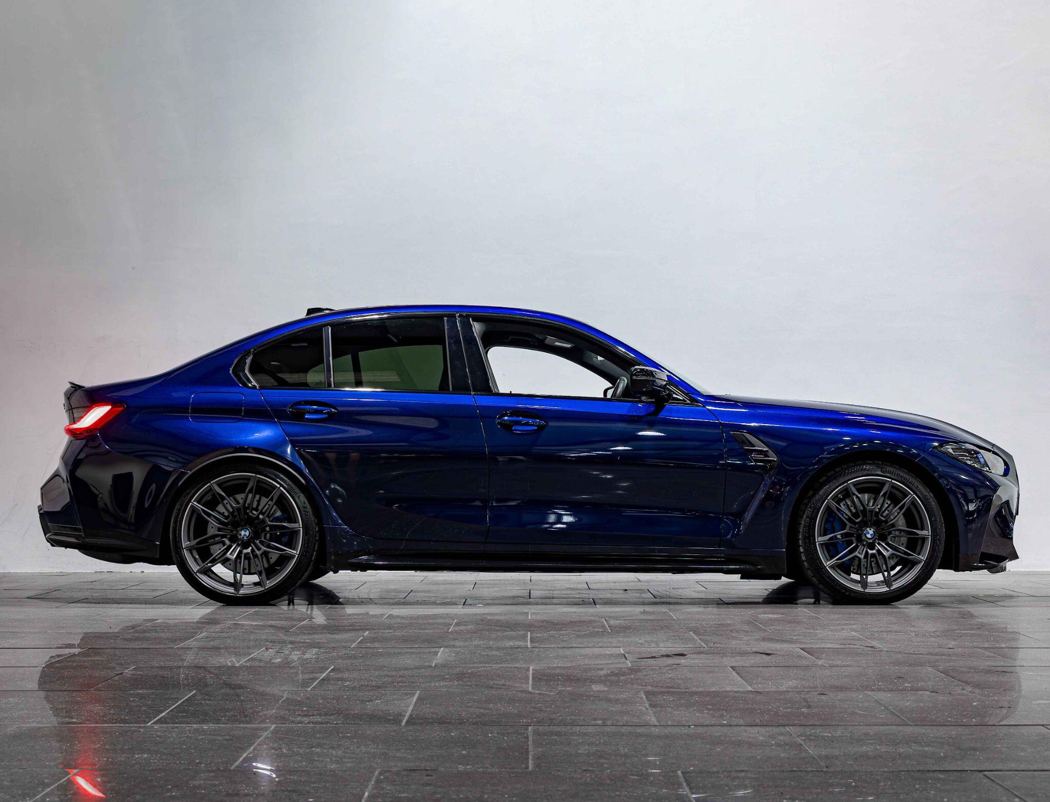 BMW M3 view 6