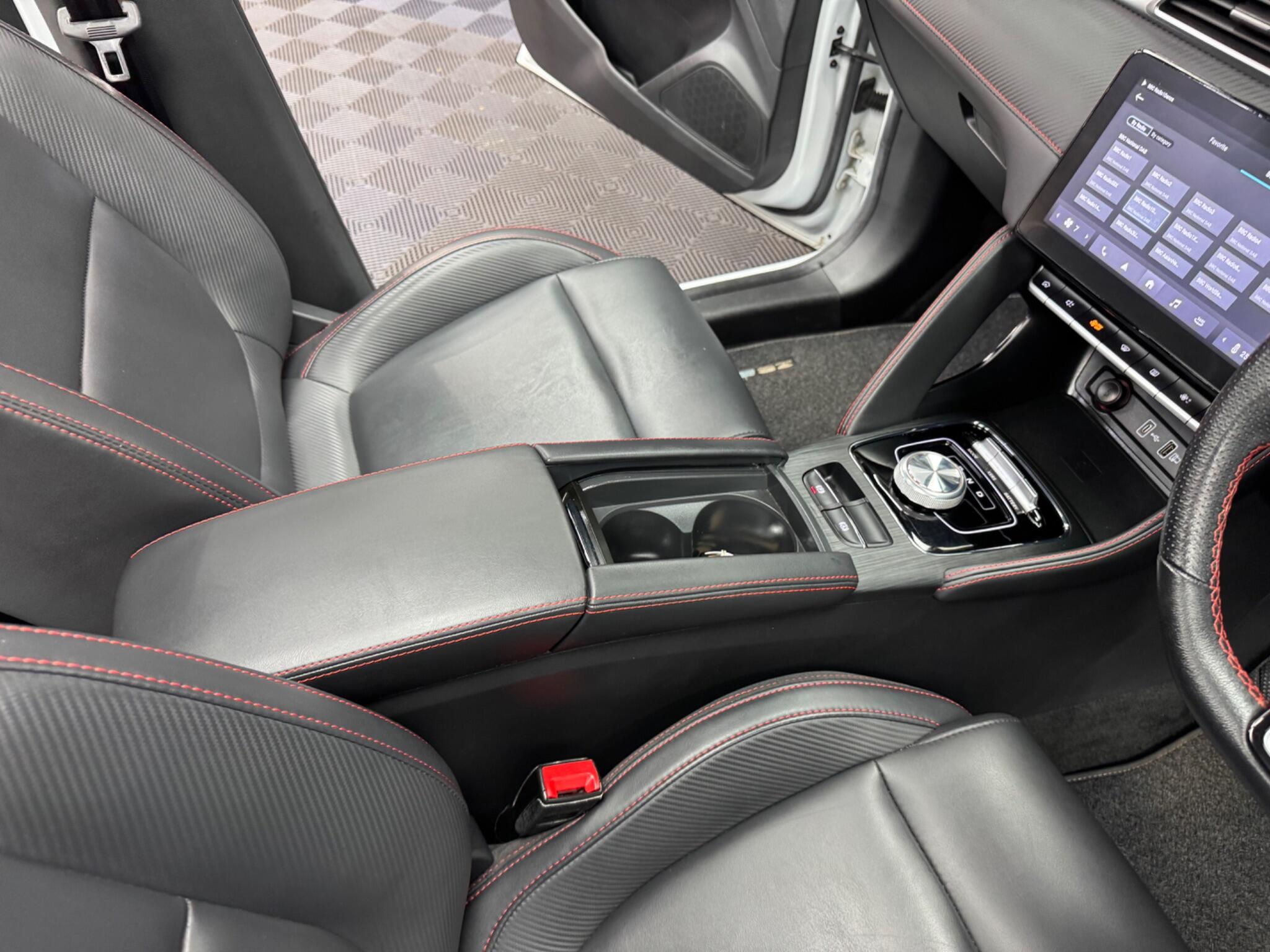MG ZS view 32