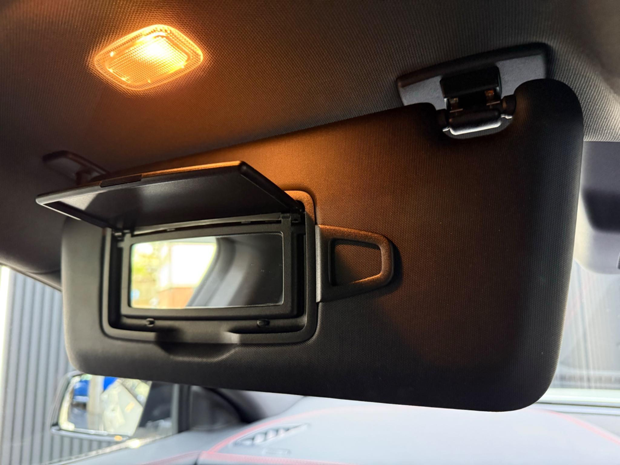Mercedes-Benz Cla view 19