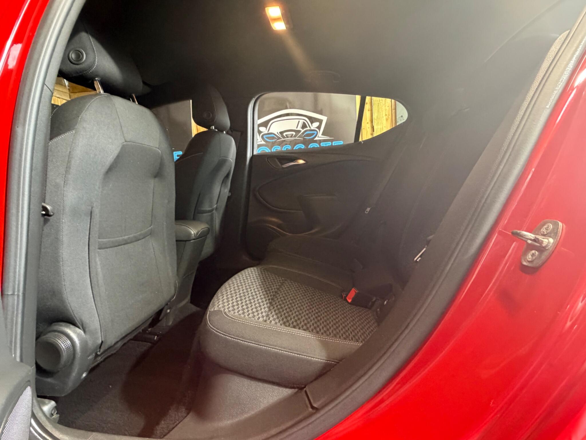 Vauxhall Astra view 22