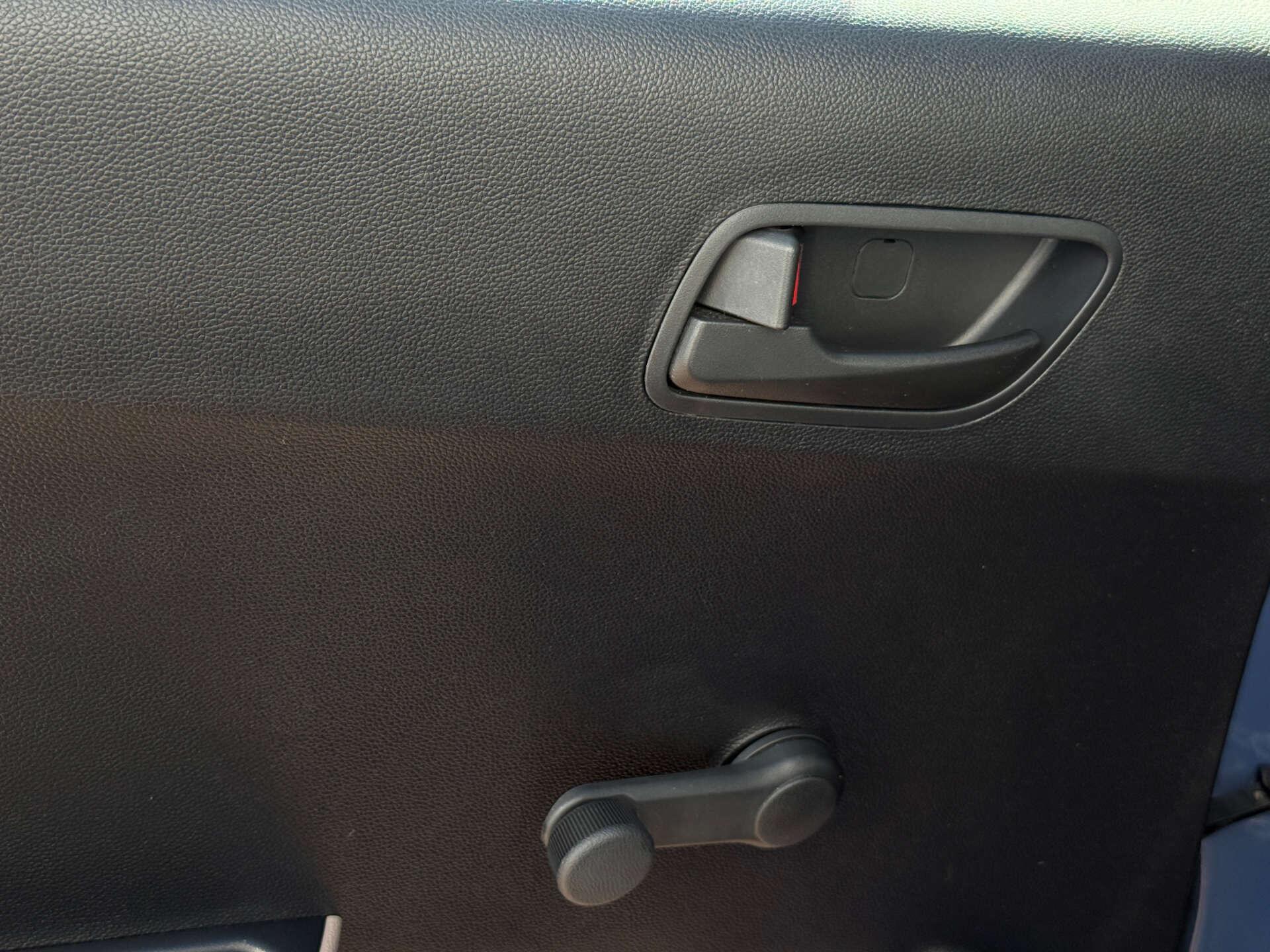 Hyundai I10 view 32