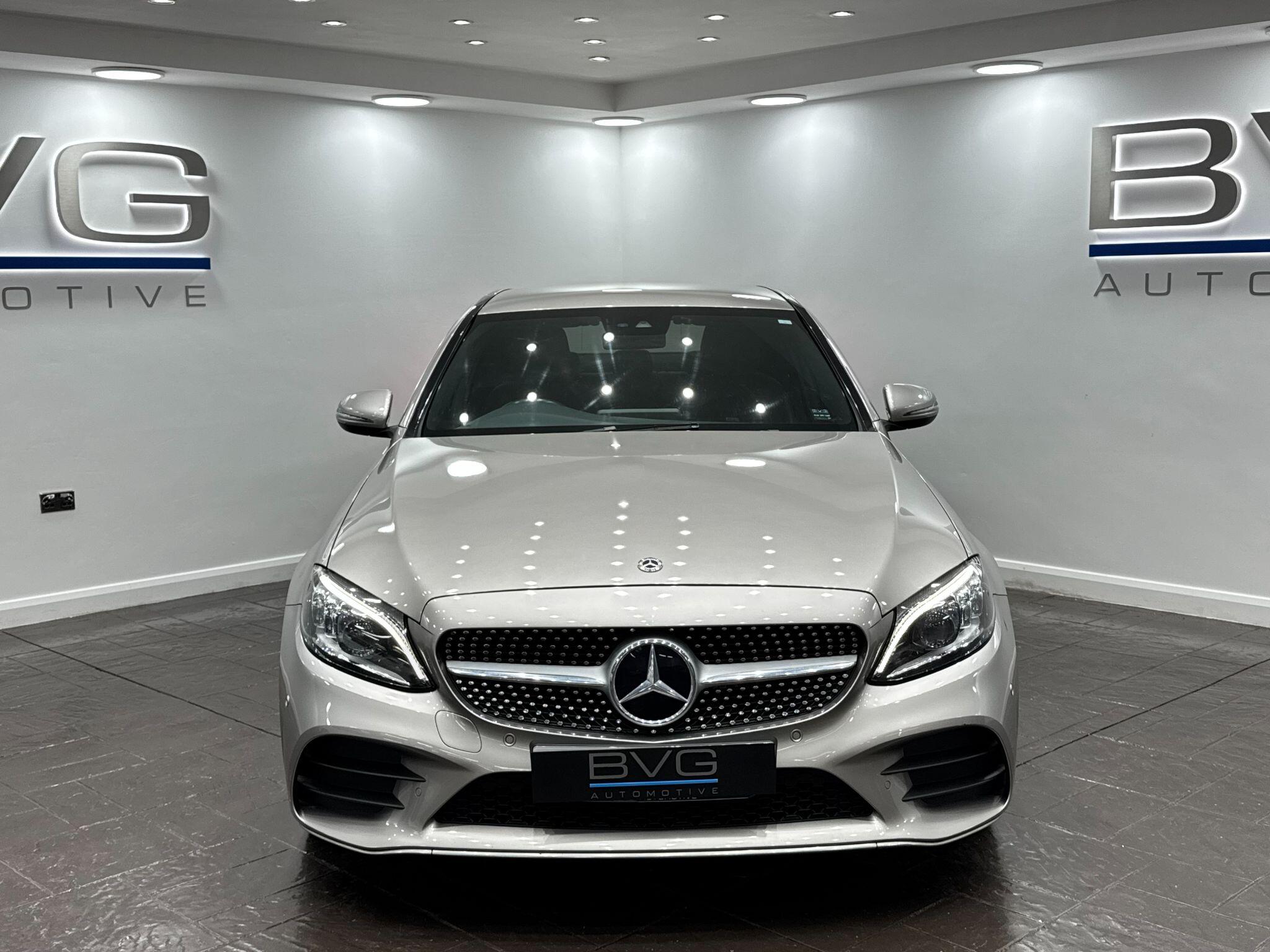 Mercedes-Benz C-Class view 4