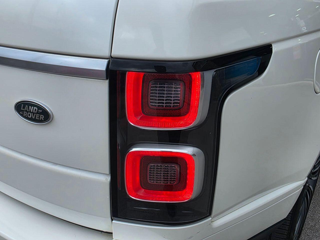 Land Rover Range Rover view 30