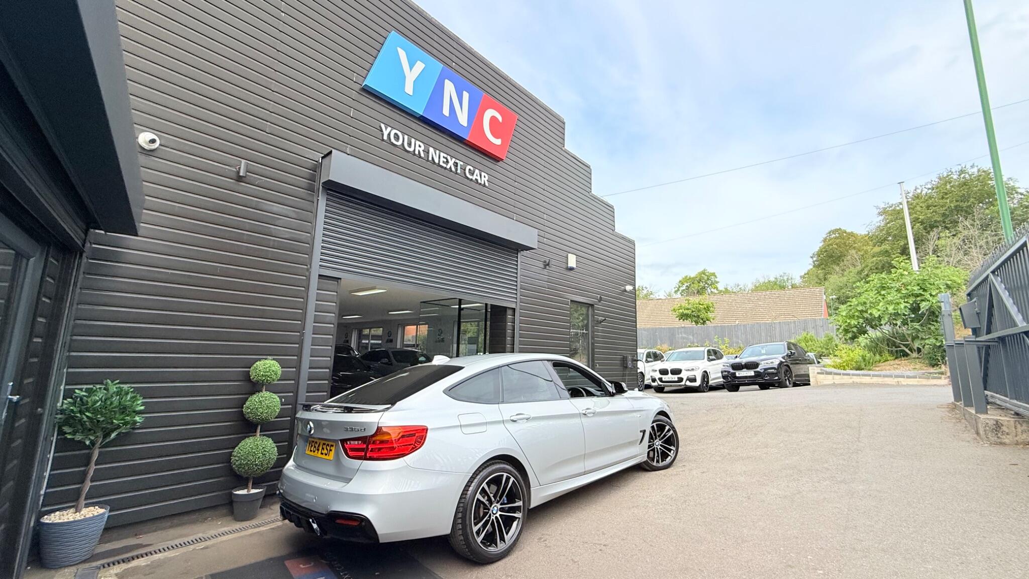 BMW 3 Series view 21