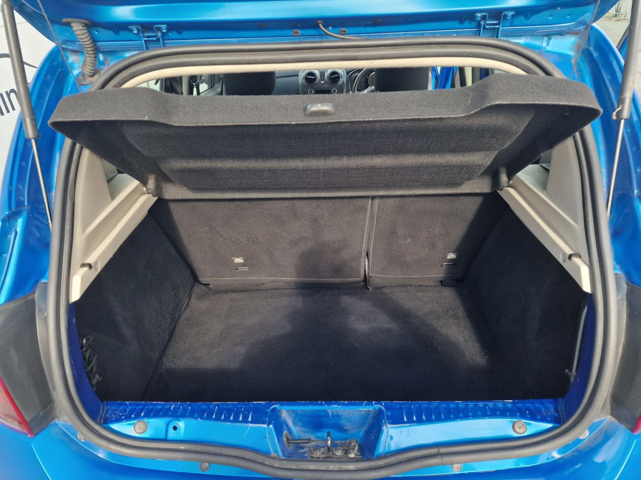 Dacia Sandero view 41