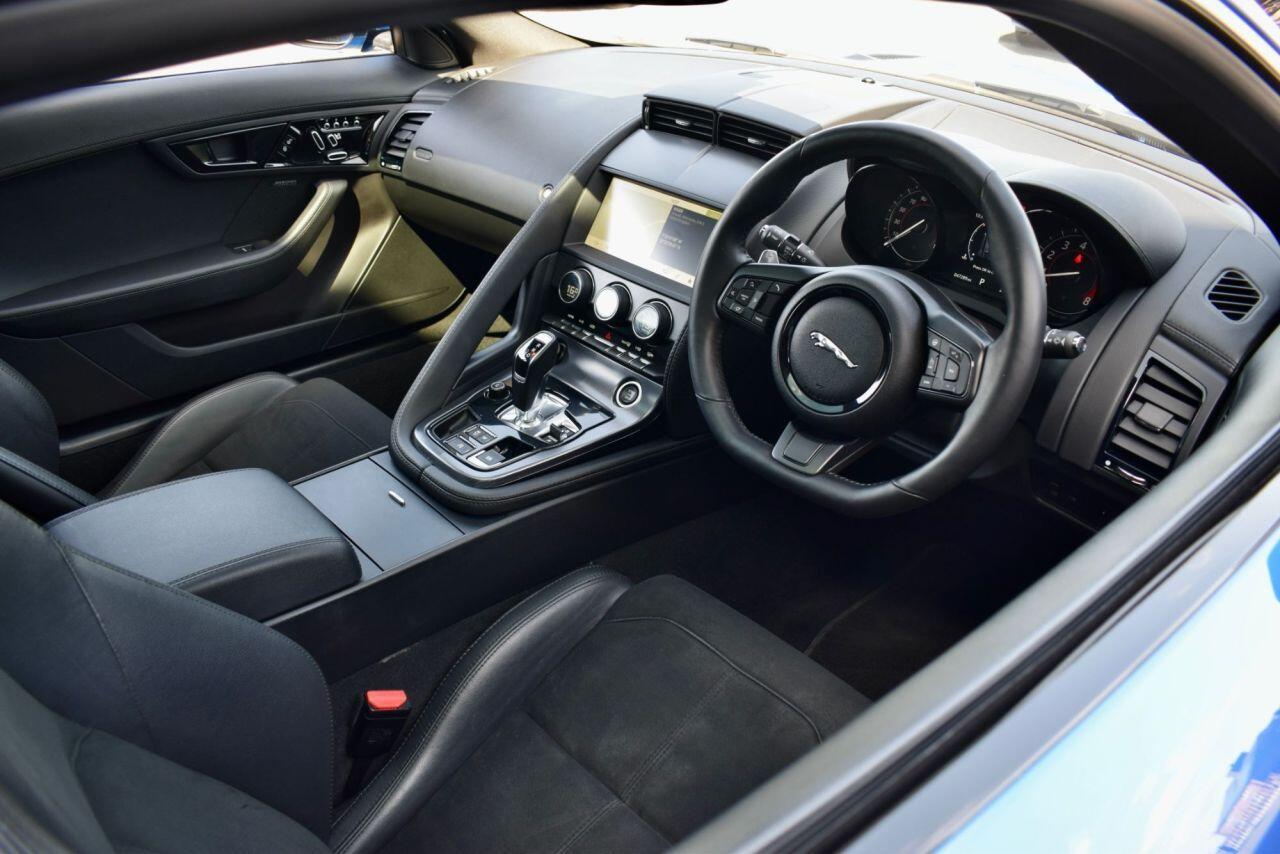 Jaguar F-Type view 3