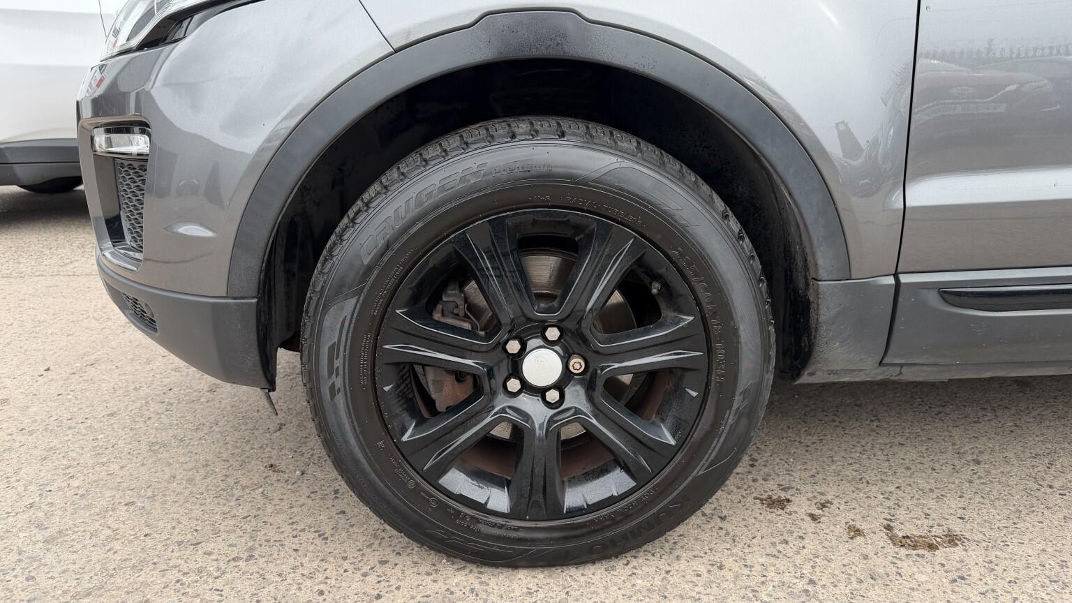 Land Rover Range Rover Evoque view 44