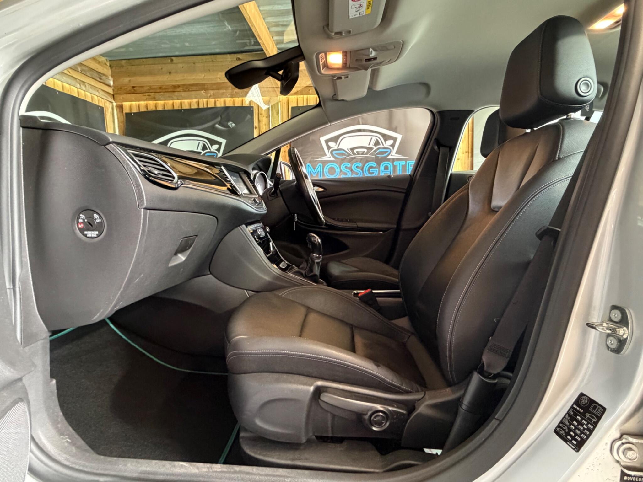 Vauxhall Astra view 31