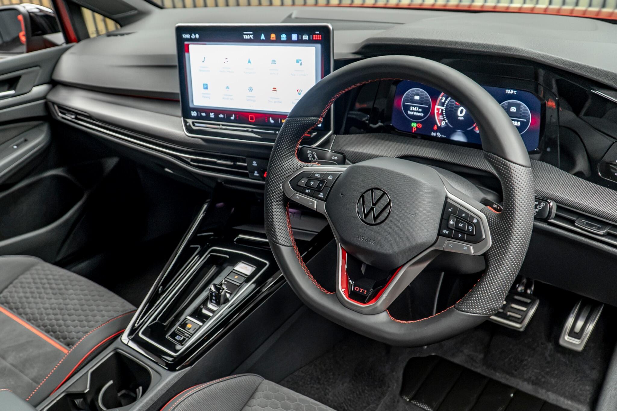 Volkswagen Golf view 23