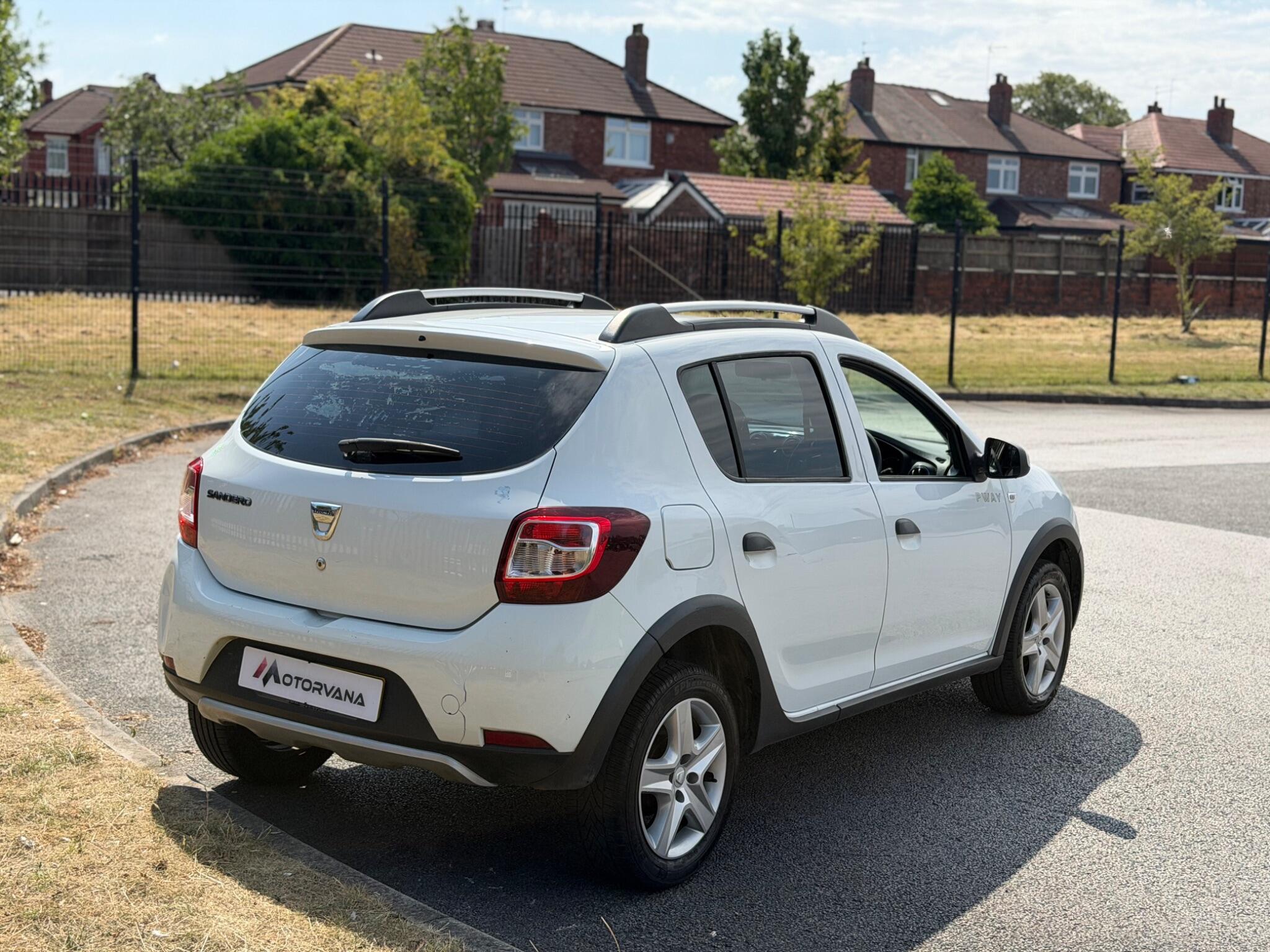 Dacia Sandero view 7