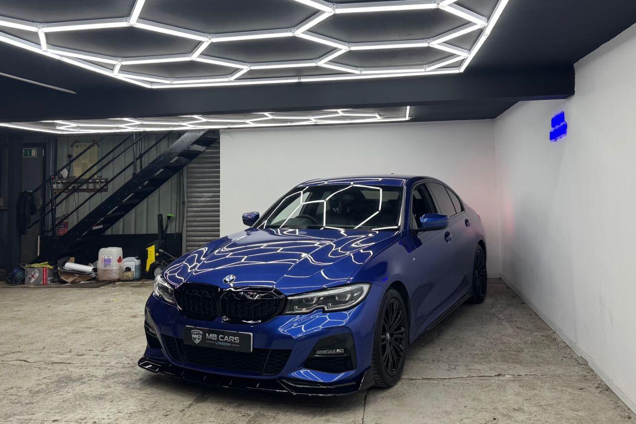 BMW 3 Series view 9
