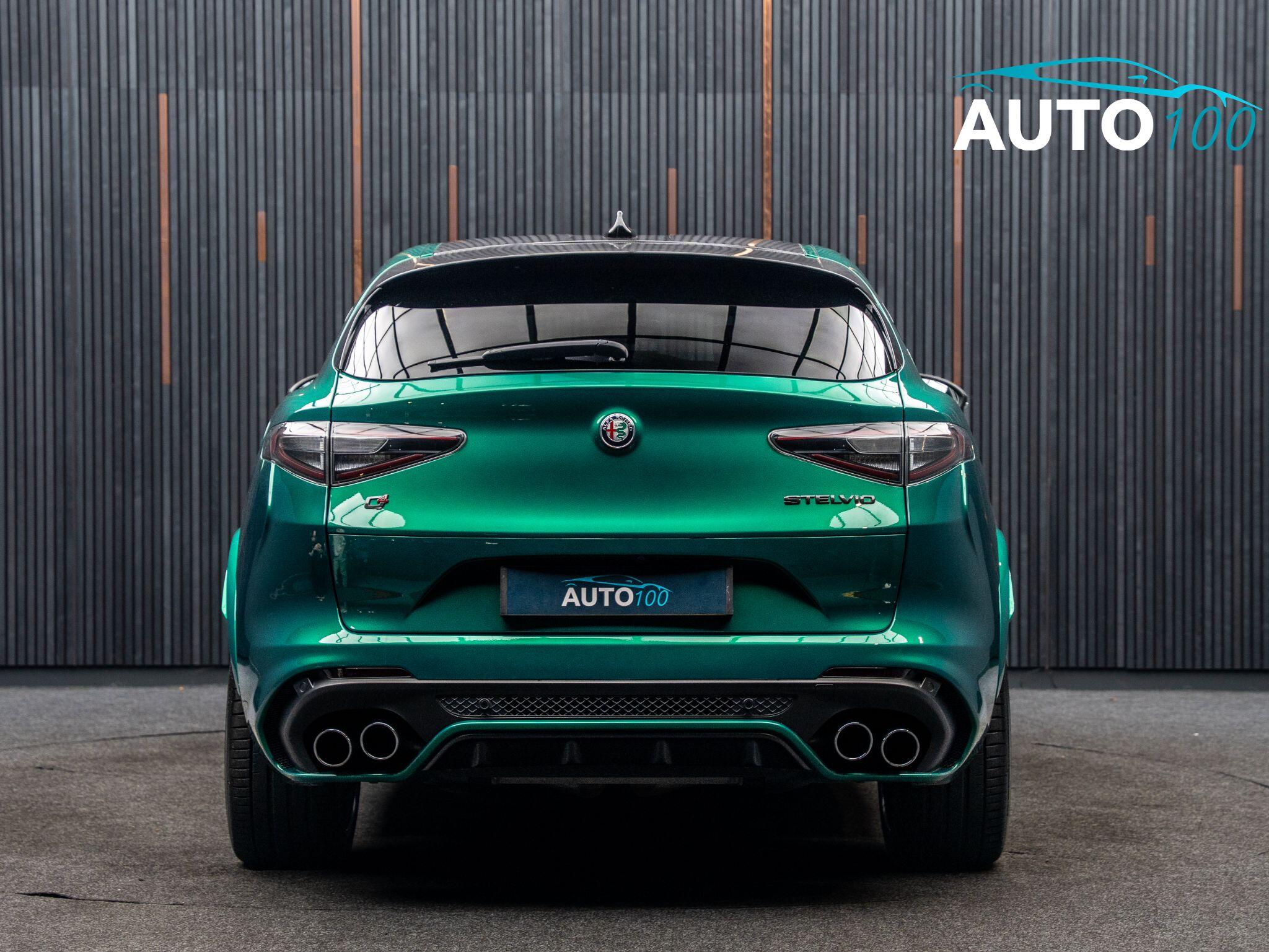 Alfa Romeo Stelvio view 5