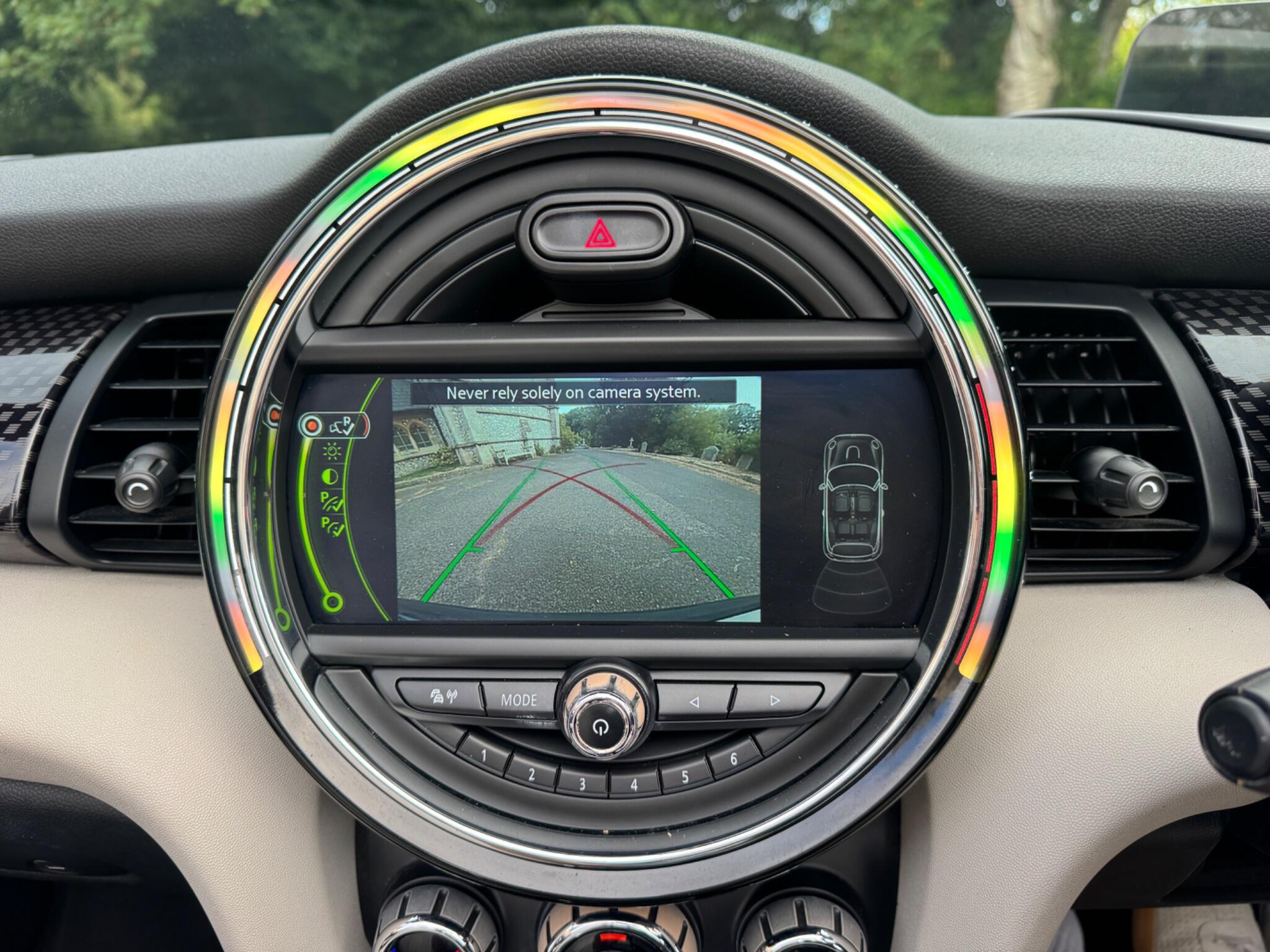 Mini Convertible view 53