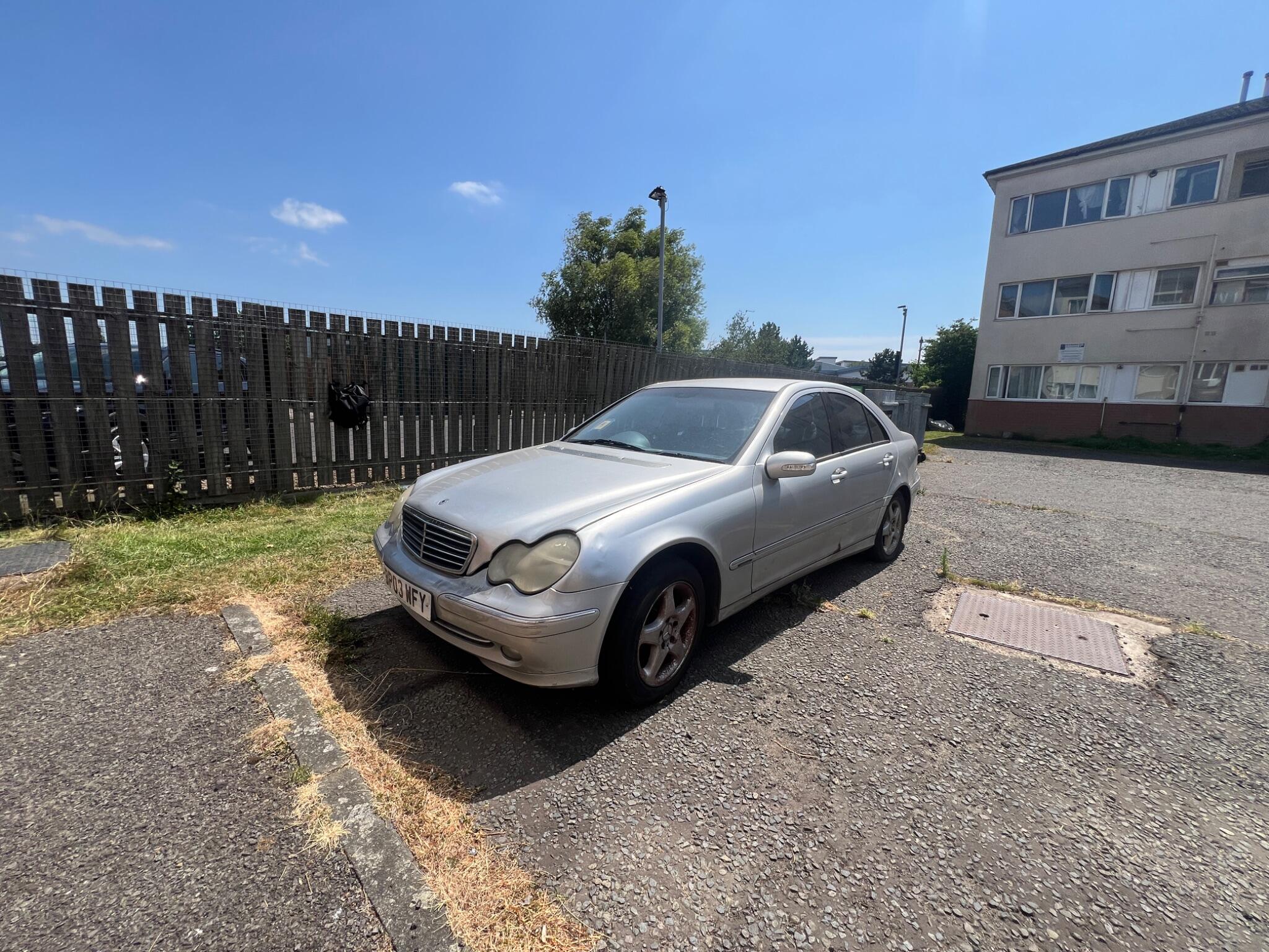 Mercedes-Benz C Class view 7