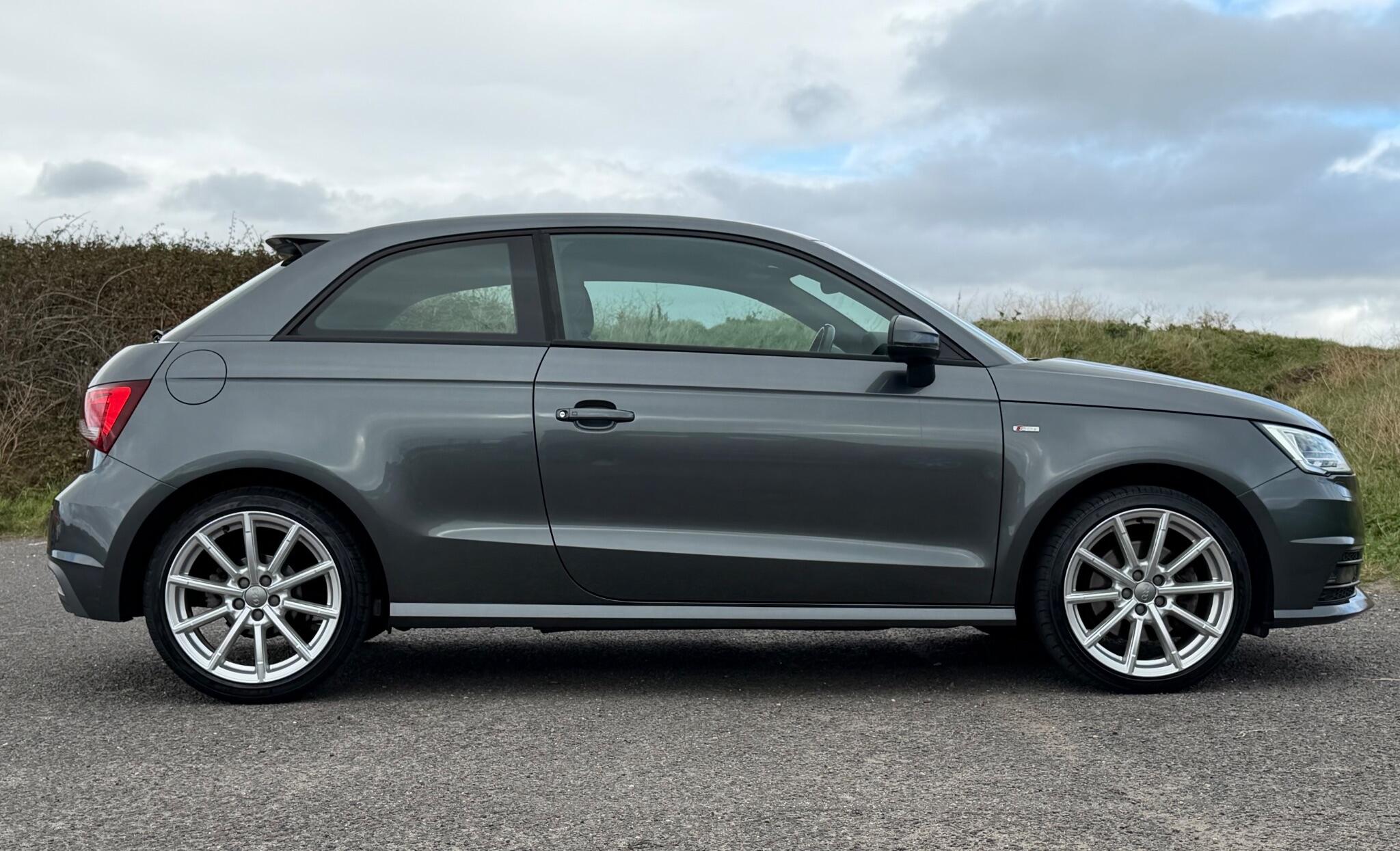 Audi A1 view 21