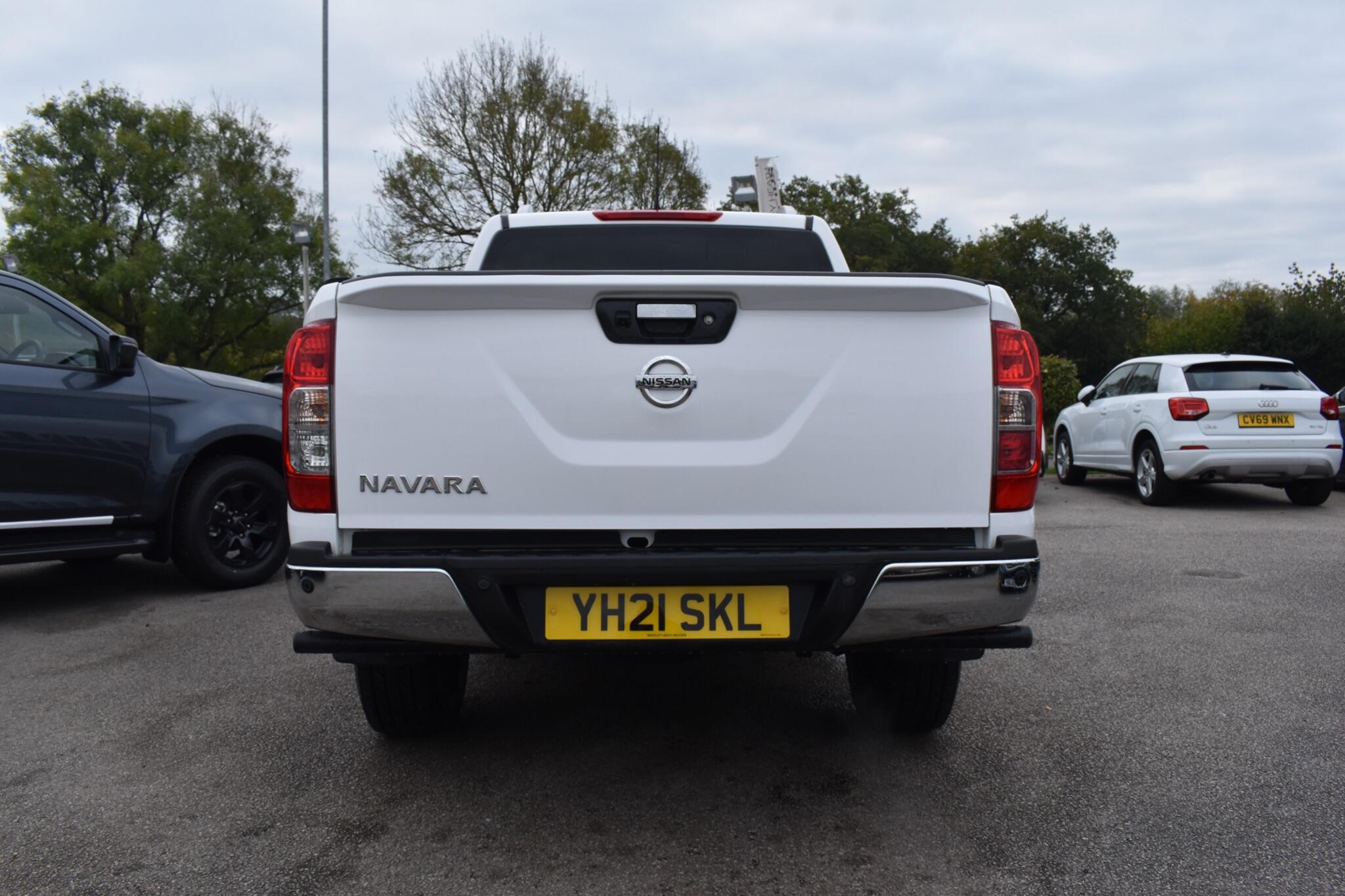 Navara - 2.3 dCi Tekna 4WD Euro 6 (s/s) 4dr - Image 17