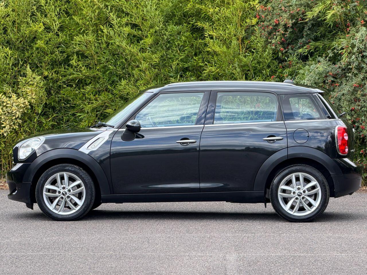 Mini Countryman view 4