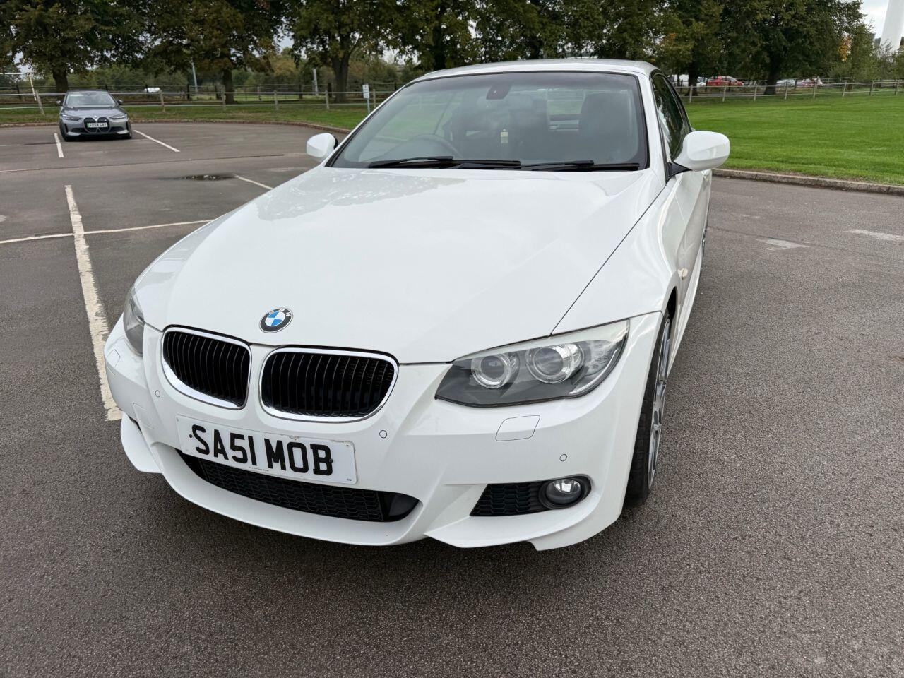 BMW 3 Series view 8