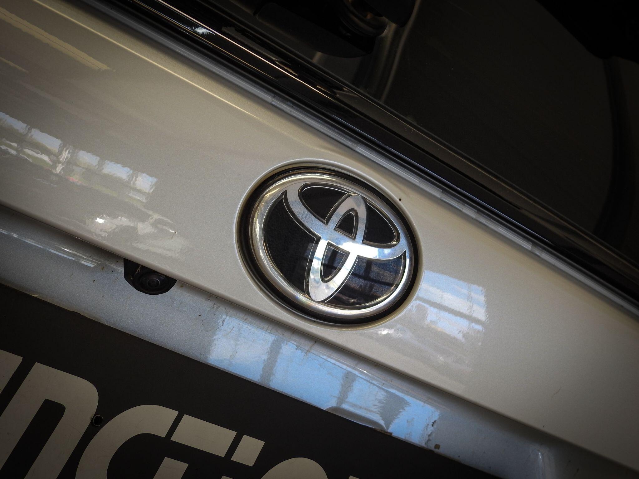 Toyota Rav4 view 18