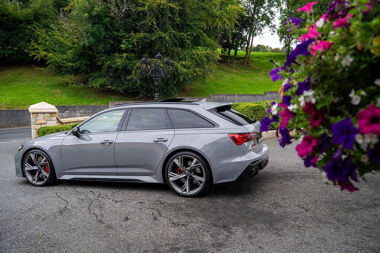 Audi RS6 view 98