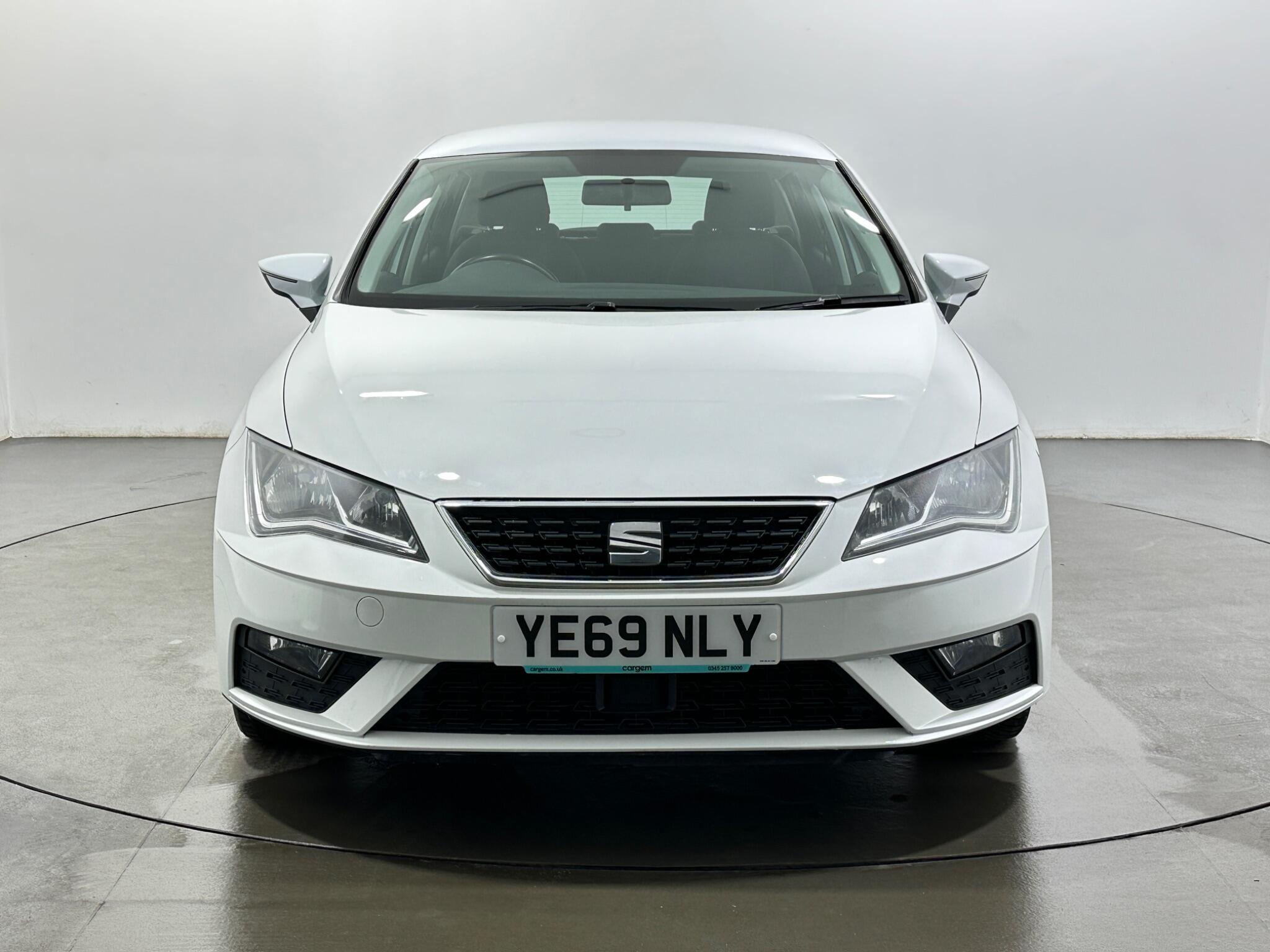 Seat Leon view 3